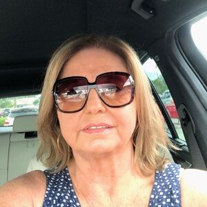 Meet your Posher, Sylvia